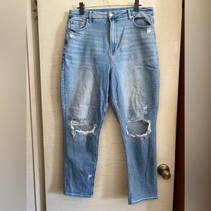 American Eagle Curvy Mom Jean Size 14